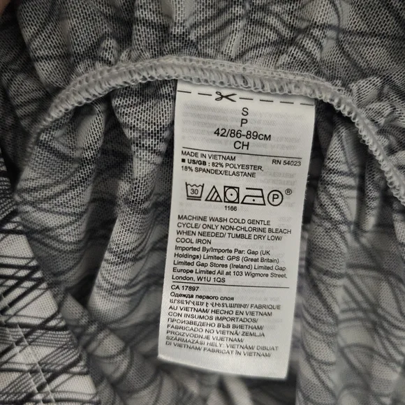 BANANA REPUBLIC Diamond Plaid Mesh Mock-Neck Top, S - Picture 7 of 8